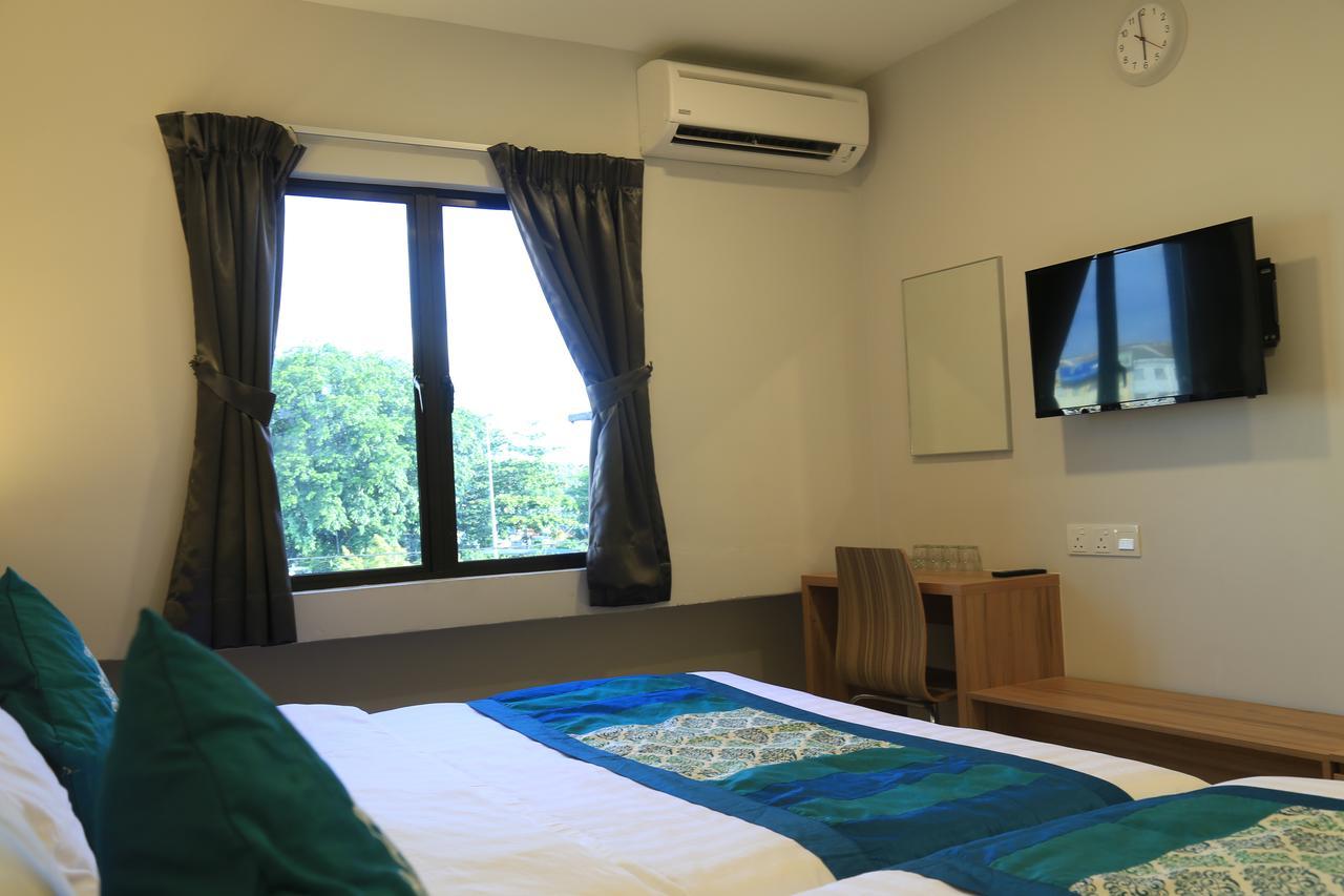 Lavana Hotel Batu Caves Exteriör bild